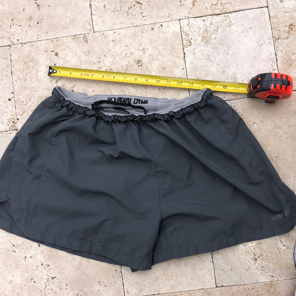 Pearl Izumi Running shorts Women’s Lg. Grey lined